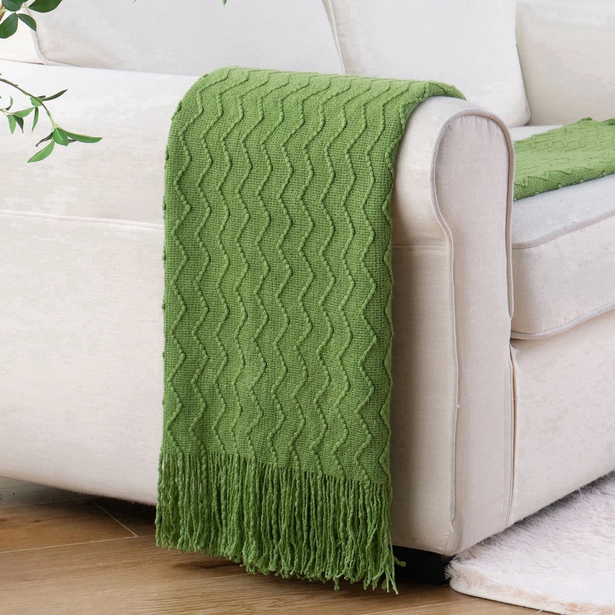 Battilo Green Textured Throw Blanket, Lightweight Spring Decor Blanket for Living Room, 50"X60"